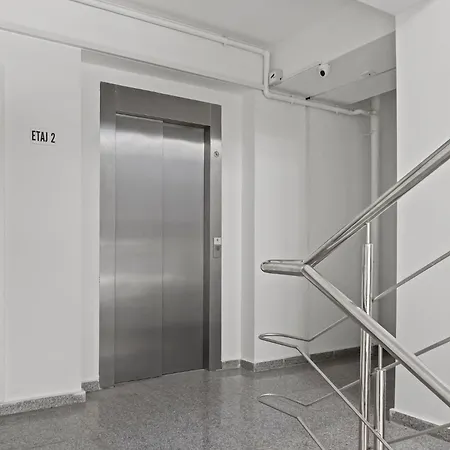 La Paty Apartmen Maia * Navodari