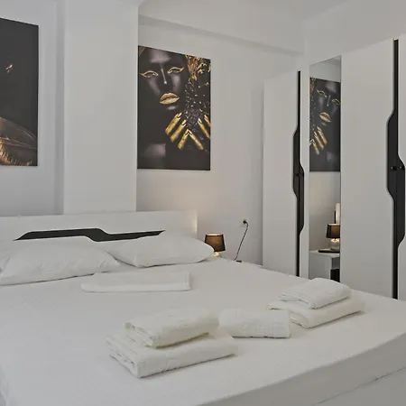 La Paty Apartmen Maia Apartment Navodari